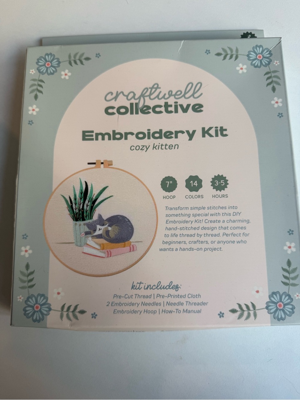 Embroidery Kit - Cozy Kitten
